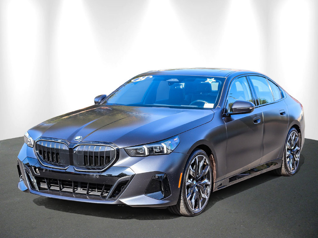 Certified 2024 BMW 530i w/ M Sport Package RWD image 3