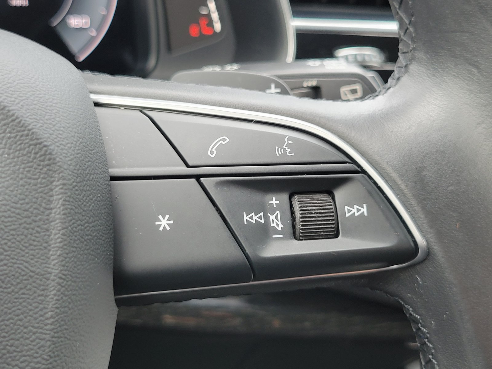Used 2021 Audi Q7 3.0T Prestige w/ Prestige Package AWD/4WD image 18