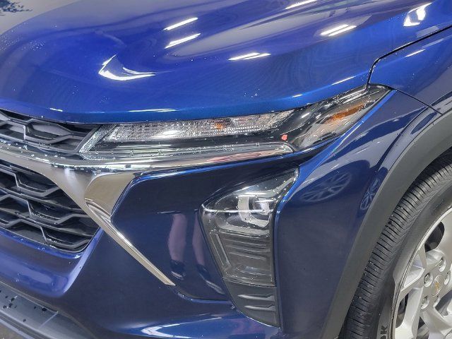 Certified 2024 Chevrolet Trax LS w/ LS Convenience Package FWD image 8
