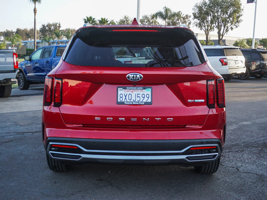Certified 2021 Kia Sorento EX FWD image 6
