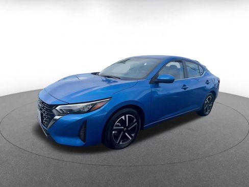 Used 2025 Nissan Sentra SV image 8