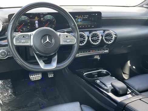 Used 2023 Mercedes-Benz CLA 250 image 7