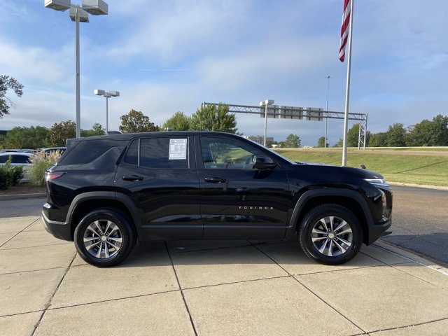 Used 2026 Chevrolet Equinox LT AWD/4WD image 5