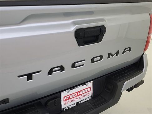 Used 2024 Toyota Tacoma SR5 image 10