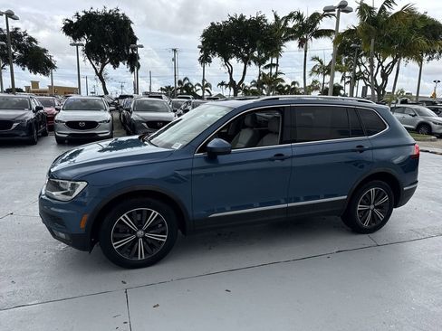 Used 2018 Volkswagen Tiguan SE AWD/4WD image 10