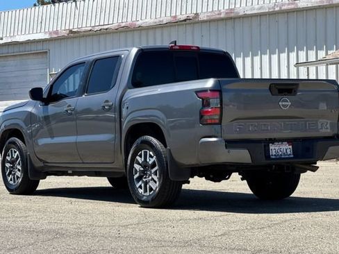 Certified 2022 Nissan Frontier SV RWD image 6