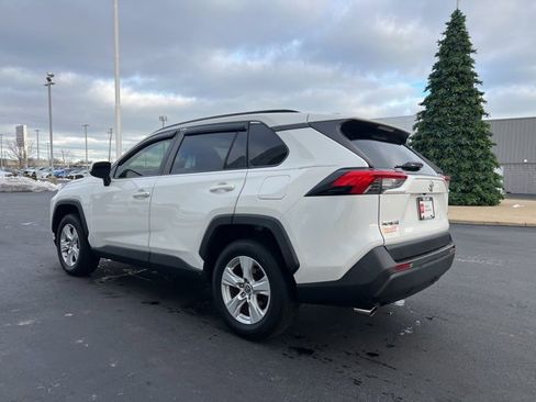 Certified 2019 Toyota RAV4 XLE image 5