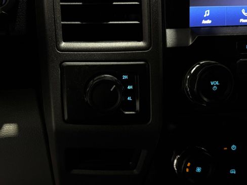 Used 2020 Ford F250 XL w/ Power Equipment Group AWD/4WD image 9