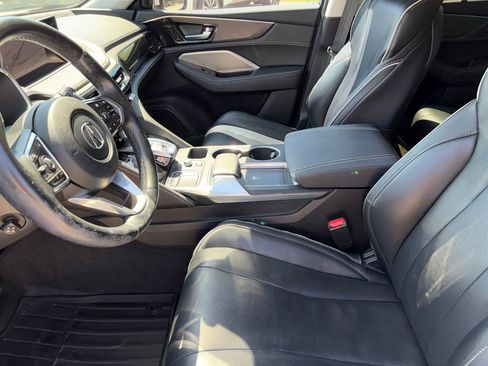 Used 2023 Acura MDX SH-AWD w/ Advance Package image 9