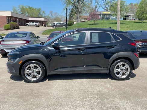 Used 2022 Hyundai Kona SEL w/ Cargo Package image 3