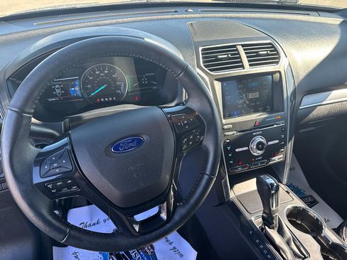 Used 2023 Ford Explorer XLT w/ Equipment Group 202A image 25