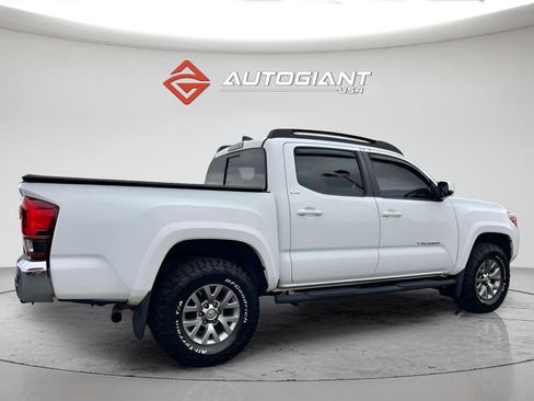 Used 2019 Toyota Tacoma SR5 image 8