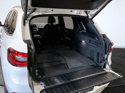 Used 2021 BMW X5 xDrive40i w/ Convenience Package AWD/4WD image 6