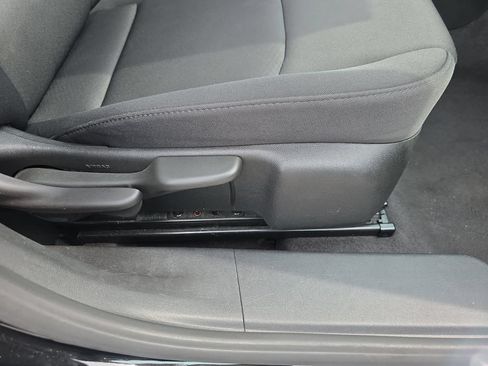 Used 2021 Chevrolet Malibu LT FWD image 39