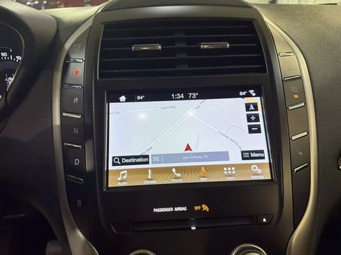 Used 2019 Lincoln MKC Reserve w/ MKC Technology Package FWD image 19