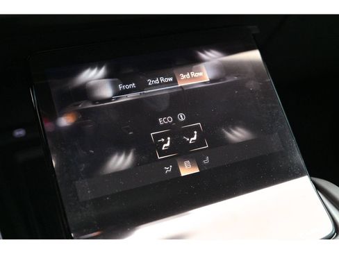 New 2026 Cadillac Vistiq Platinum image 38