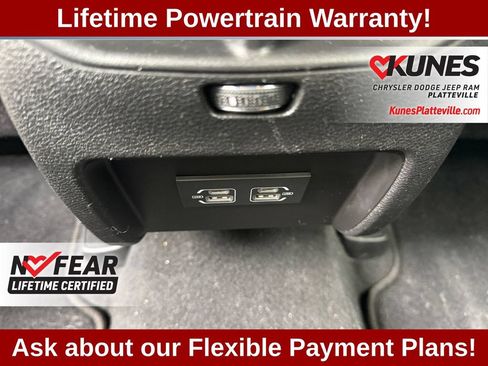 Used 2021 Jeep Cherokee Latitude Plus AWD/4WD image 36