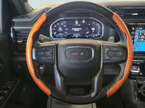 Used 2023 GMC Sierra 1500 AT4 w/ Technology Package AWD/4WD image 14