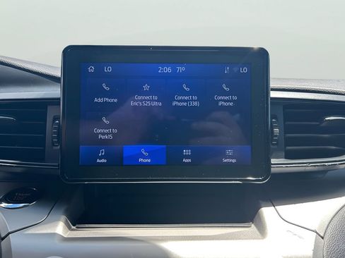 Used 2022 Ford Explorer XLT w/ Class IV Trailer Tow Package AWD/4WD image 18