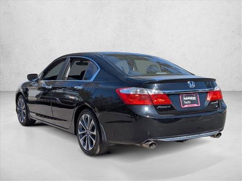 Used 2014 Honda Accord Sport image 8