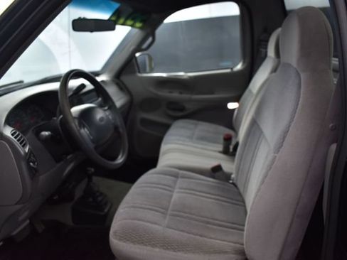 Used 1998 Ford F150 XLT AWD/4WD image 6