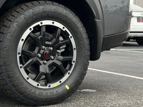 New 2026 Nissan Pathfinder SV image 39