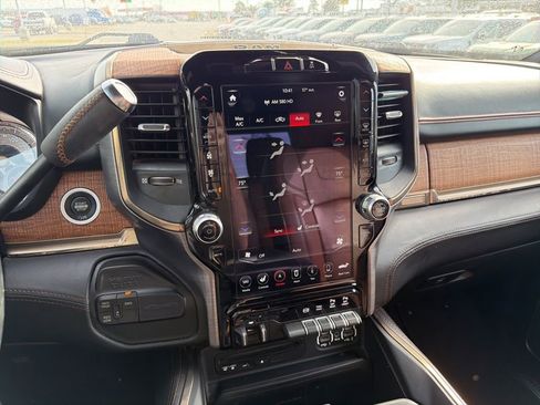 Used 2019 RAM 3500 Limited image 14