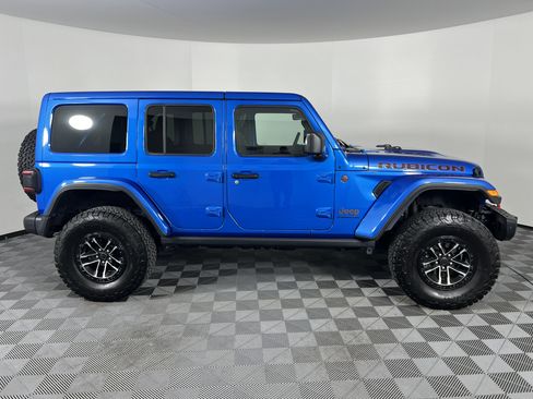 Used 2024 Jeep Wrangler Unlimited Rubicon image 13