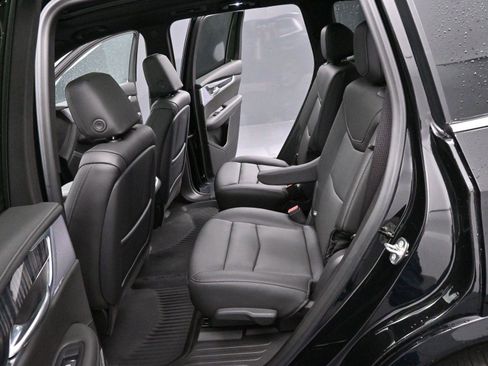 Used 2024 Cadillac XT6 Premium Luxury w/ LPO, Floor Liner Package AWD/4WD image 30