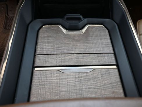 Used 2024 RAM 2500 Limited image 9