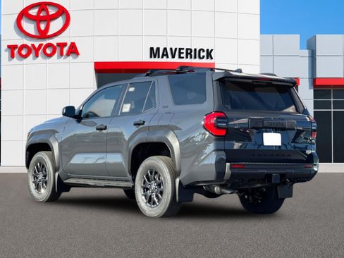 New 2026 Toyota 4Runner SR5 AWD/4WD image 3