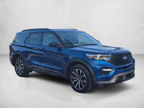 Certified 2020 Ford Explorer ST AWD/4WD image 3