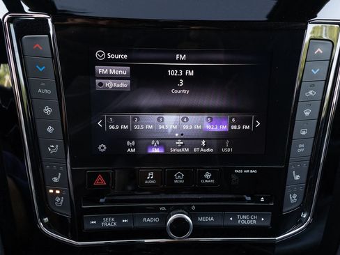 Used 2021 INFINITI QX80 Sensory w/ All-Season Package AWD/4WD image 23