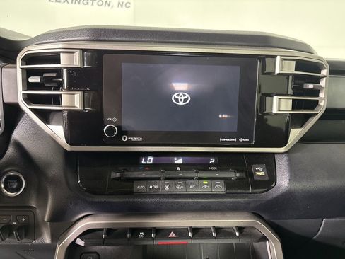 Used 2024 Toyota Tundra SR5 AWD/4WD image 15