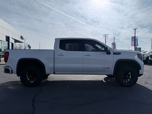 Used 2023 GMC Sierra 1500 AT4 w/ AT4 Preferred Package image 8