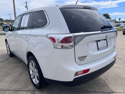 Used 2014 Mitsubishi Outlander GT image 5
