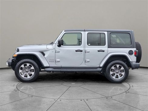 Certified 2019 Jeep Wrangler Unlimited Sahara image 9