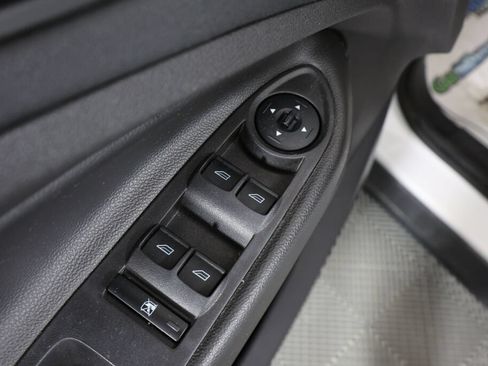 Used 2016 Ford Escape SE FWD image 30