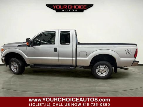 Used 2015 Ford F250 XL w/ XL Appearance Package image 2
