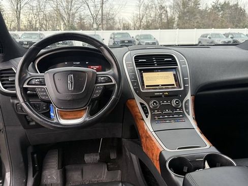 Used 2019 Lincoln Nautilus Reserve w/ Cargo Utility Package image 12