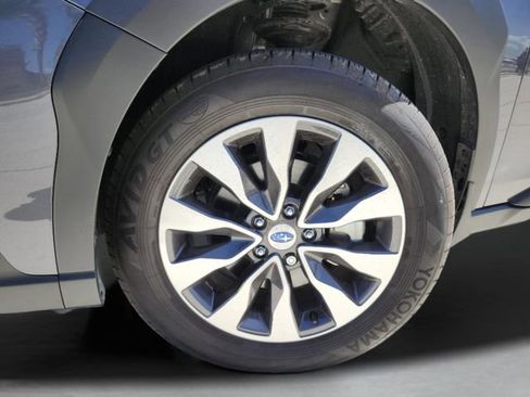 Used 2025 Subaru Outback Limited w/ Popular Package #2 AWD/4WD image 41