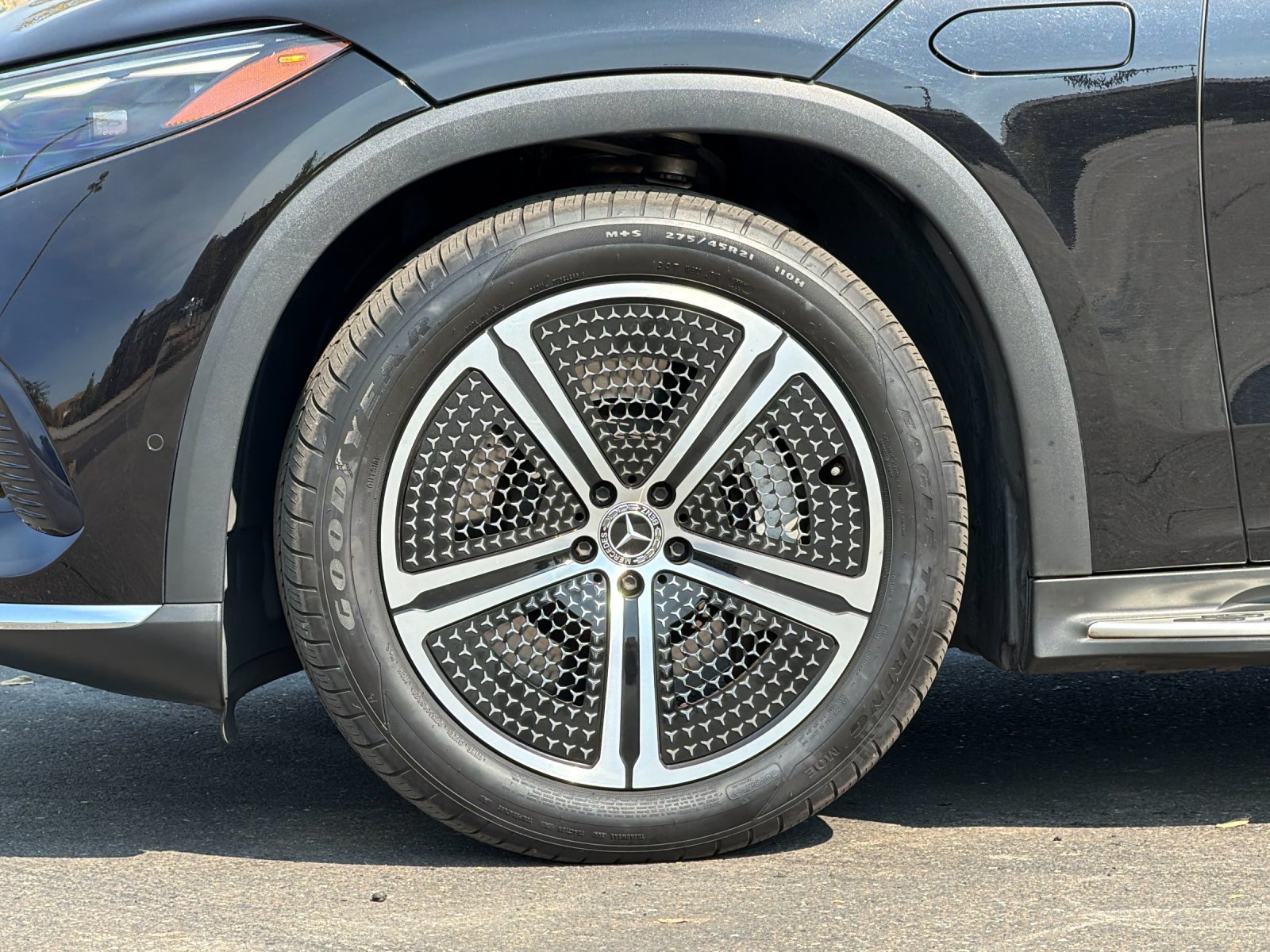 Certified 2023 Mercedes-Benz EQS 450+ 4MATIC SUV image 25