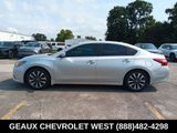Used 2017 Nissan Altima 2.5 SL w/ 2.5 Technology Package image 4