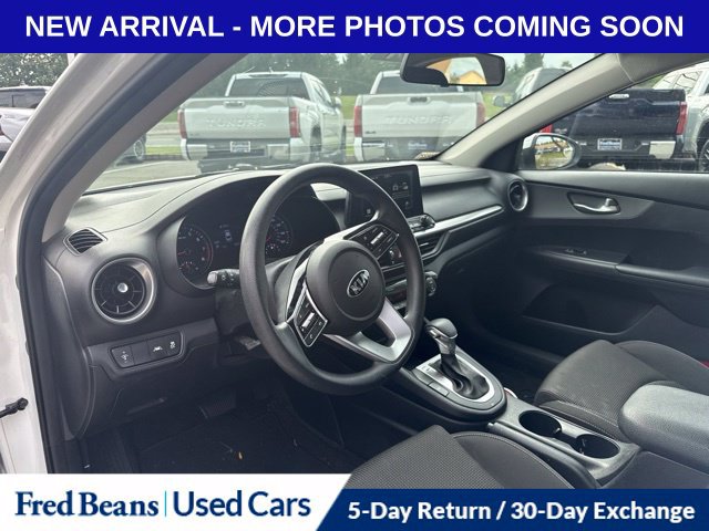 Used 2019 Kia Forte LXS FWD image 12