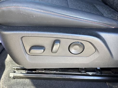 Used 2023 Chevrolet Colorado Z71 w/ Z71 Convenience Package 2 image 14