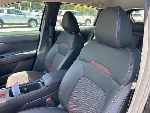 New 2026 Nissan Kicks SR FWD image 20
