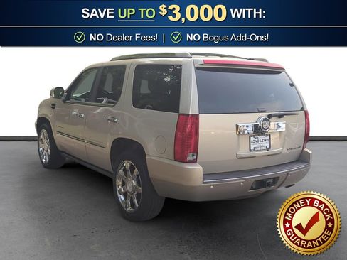 Used 2008 Cadillac Escalade AWD image 4