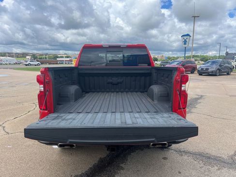 Used 2019 Chevrolet Silverado 1500 LT Trail Boss AWD/4WD image 15