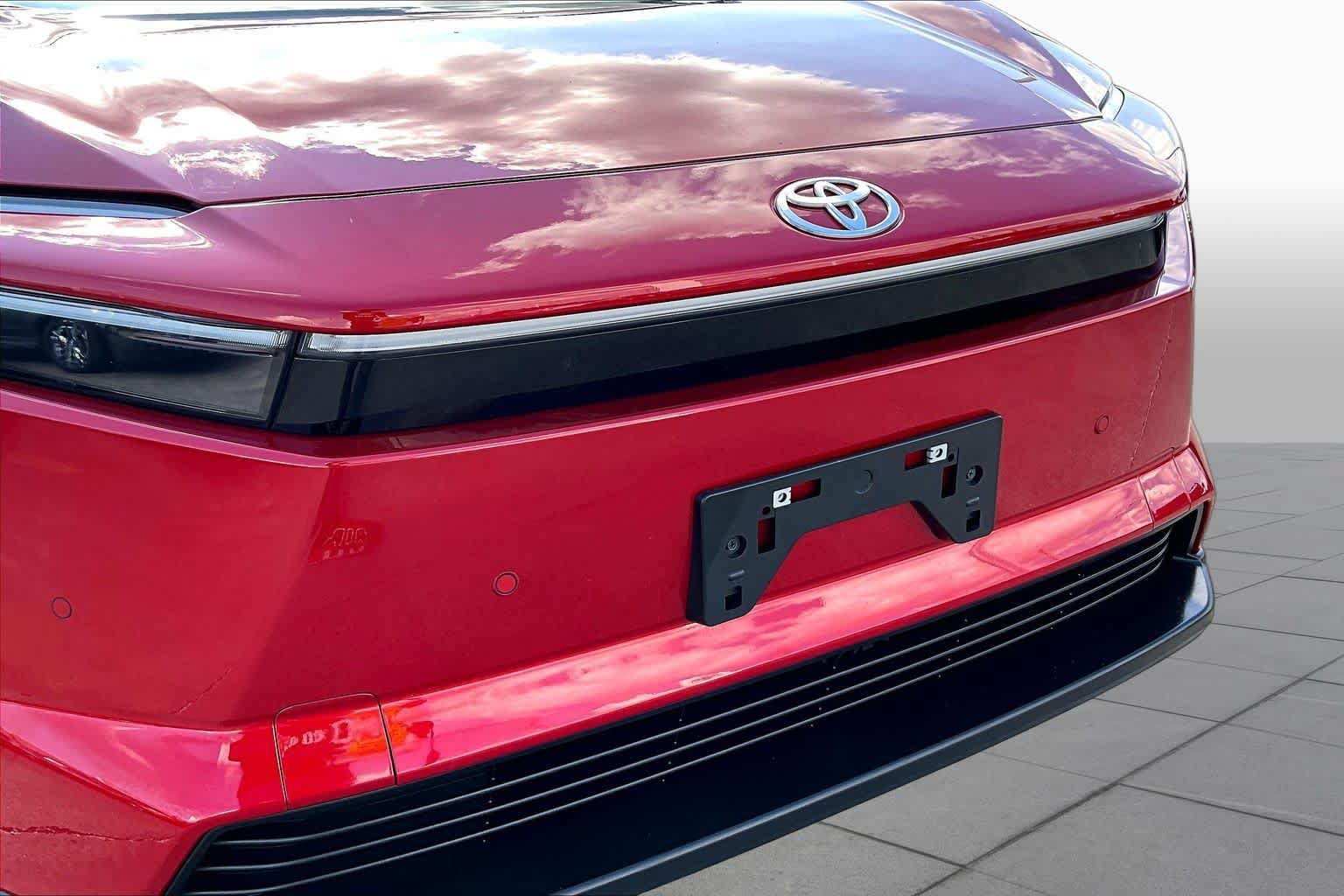 Used 2026 Toyota bZ FWD image 29