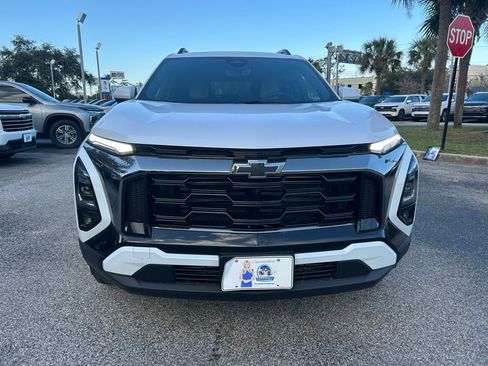 New 2026 Chevrolet Equinox ACTIV w/ Convenience Package III AWD/4WD image 3